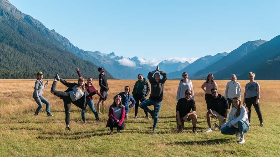 Queenstown: Milford Sound Day Trip - Cruise & Picnic Lunch - Snacks, Lunch Options, and What to Pack for Fast-Changing Weather
