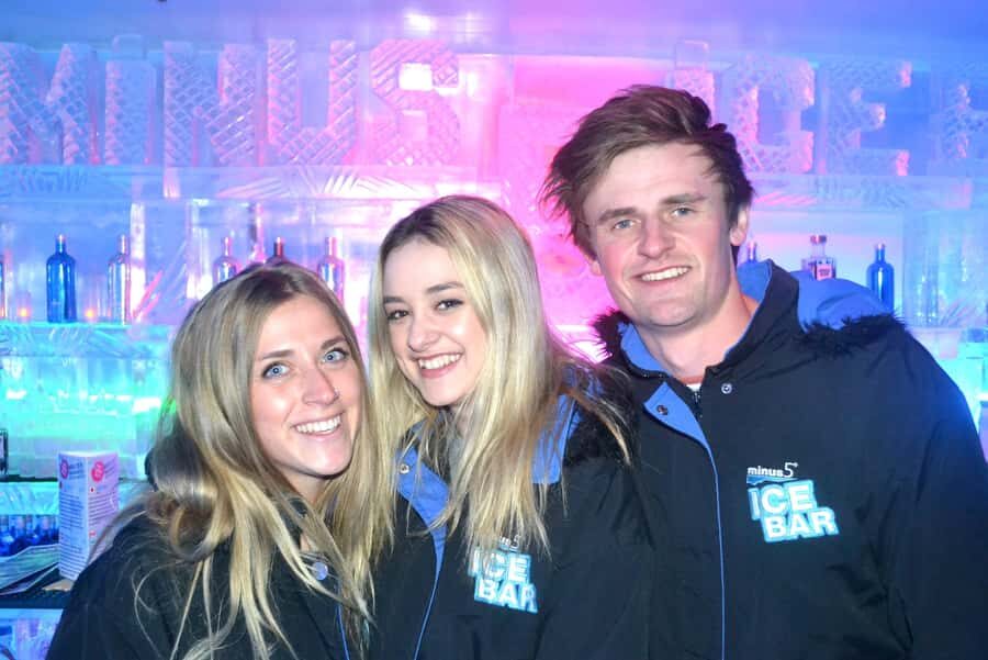 Queenstown: Minus 5 Ice Bar Experience with Drink Options - Who Should Book Minus 5 Ice Bar in Queenstown?