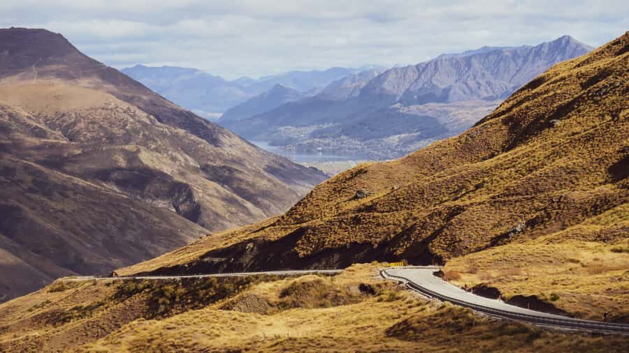 Queenstown: Private Day Trip to Wanaka, Arrowtown & More - What the private guide actually does for you
