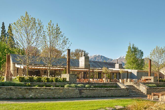Queenstown Progressive Dinner & Wine Tour | 3 Stunning Locations - Eichardt’s The Grille: dessert and the final premium pour