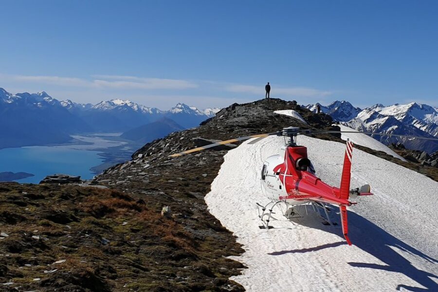 Queenstown: Scenic Alpine Heli-Flight - The alpine landing: where the best photos happen