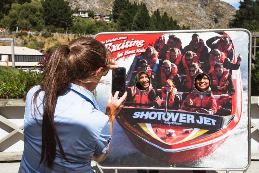 Queenstown: Scenic Highlights, Tour with Wine & Lake Cruise - Key things to know before you go