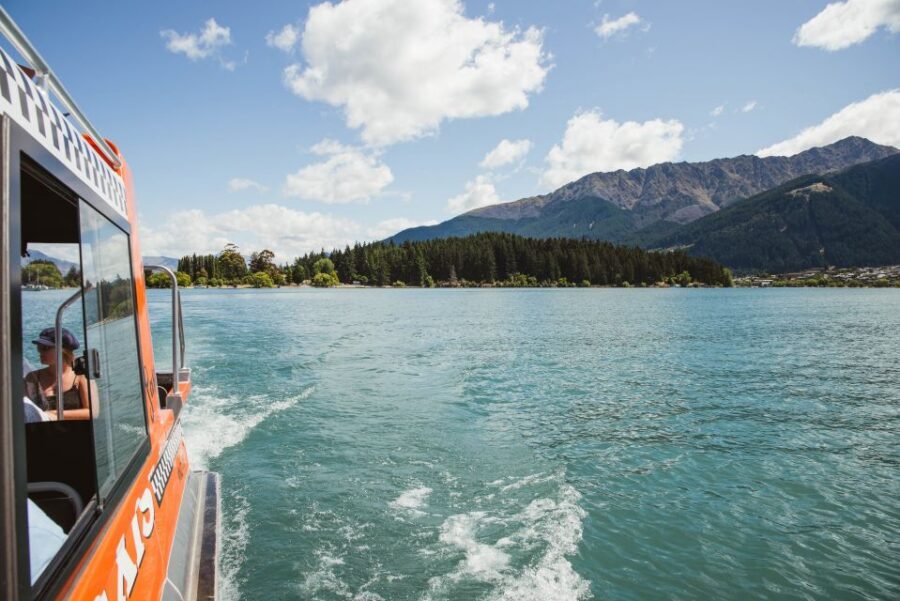 Queenstown: Scenic Highlights, Tour with Wine & Lake Cruise - Gibbston Valley cellar door: wine tasting plus cheese, with LOTR scenery nearby