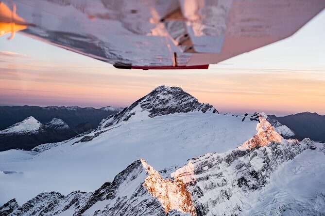 Queenstown Sunrise Glacier Scenic Flight by Glenorchy Air - Flying over Mt. Aspiring National Park: more than just peaks and ice