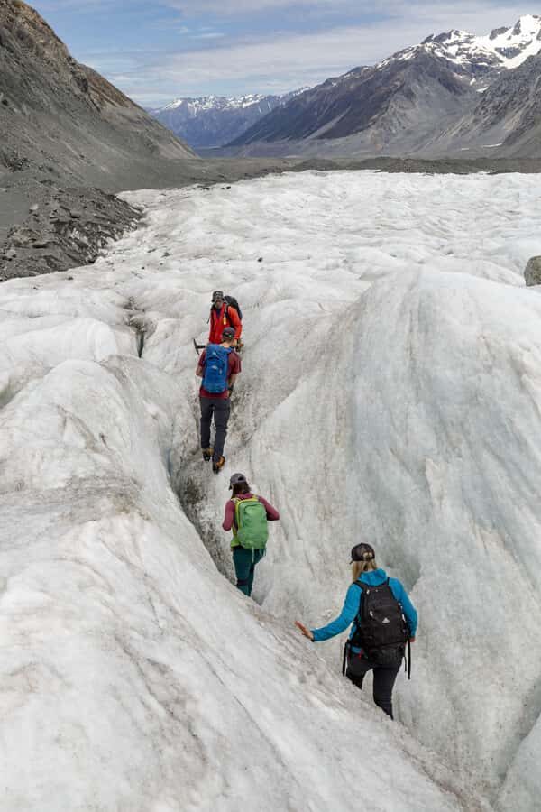 Queenstown: Tasman Glacier Helihike with Flight Transfers - Helicopter transfers: the fast way to reach Tasman Glacier