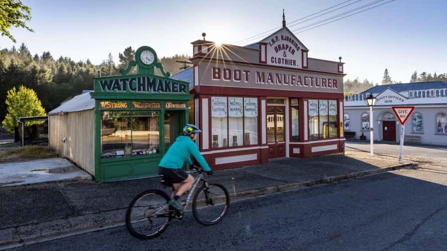 Queenstown to Dunedin Incl Taieri Gorge Train (One-Way) - Ophir and St Bathans: gold-rush atmosphere with short walking time