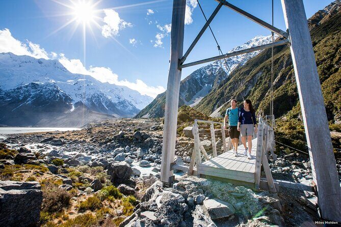Queenstown to Lake Tekapo via Mt Cook One-Way Small Group Tour - Lake Pukaki: your big color moment, but it’s a quick one