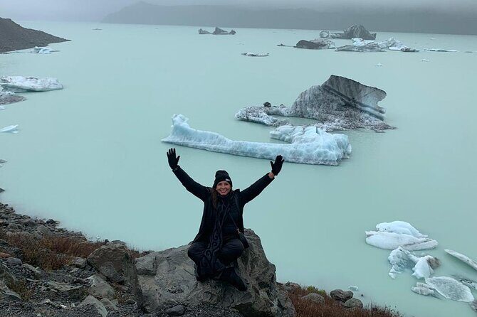 Queenstown to Mt Cook Small Group Tour (One-Way) - Lake Pukaki and Aoraki Country: the classic Mt Cook approach