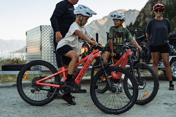 Queenstown Trails E-Bike Rental with Shuttle Service - Starting at Kinross Winery: the calm 10:00 am launch