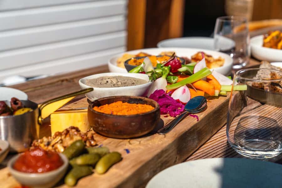 Queenstown: Walter Peak Garden to Table Experience - Who should book this Queenstown experience