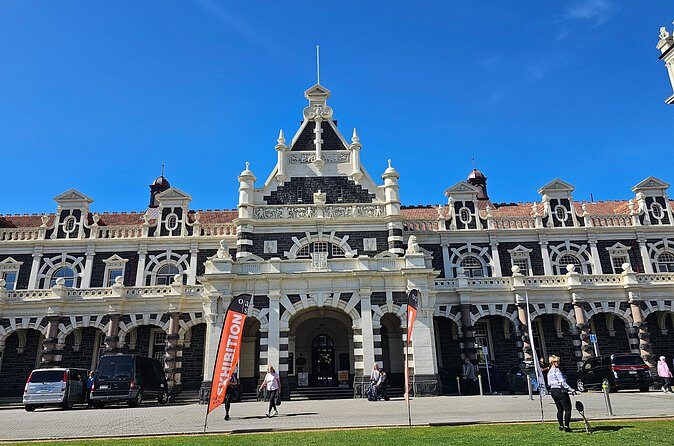 Quickie Tours 1 Hour City Sights Tour Cruise Ship days Only - Stop 1: Baldwin Street for Photos and the Gravity Reality Check