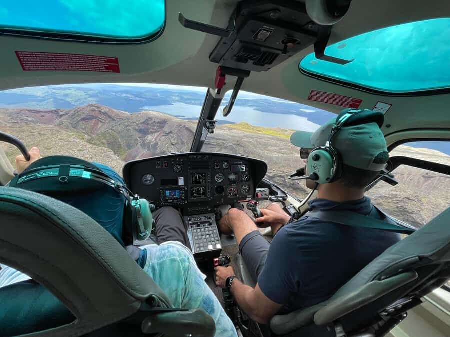 Rotorua: Helicopter Flight and Guided Walk on Mt Tarawera - The 40-minute Rotorua loop, stop by stop