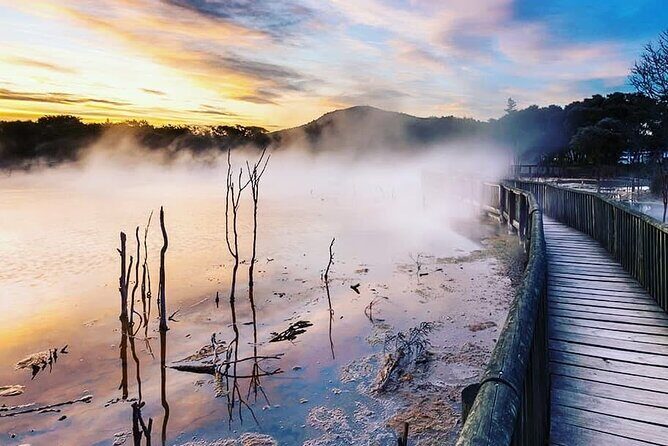 Rotorua Highlights Tour - Kuirau Park Geothermal Walks And The Warm Foot Spa Payoff
