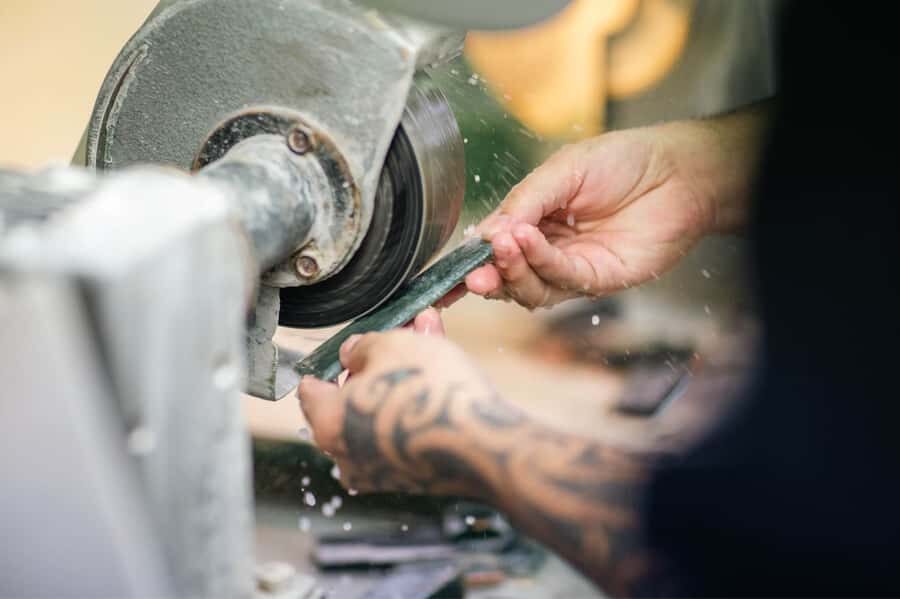 Rotorua: Jade Carving Experience at a Local Studio - The live carving demo: watching pounamu become an artwork