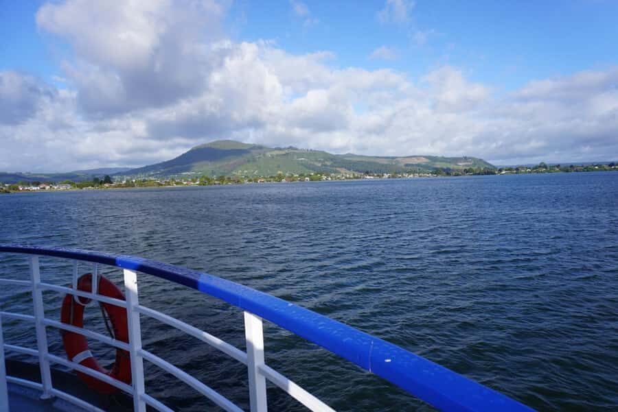 Rotorua: Lake Rotorua Cruise with Buffet Dining Option - Buffet dining option: local flavors without a long meal