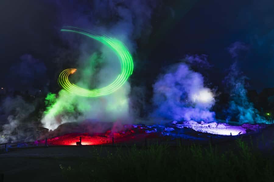 Rotorua: Marama Geyser Light Trail & Geothermal Experience - Entering Te Puia After Dark: The First Shift From Day Mode