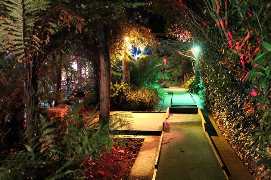 Rotorua: Mini Golf Experience - Rotorua’s mini golf feels like a real garden, not a toy park