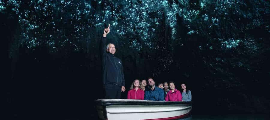 Rotorua: One-Way Trip to Auckland via Hobbiton & Waitomo - Key things I’d plan around before you go