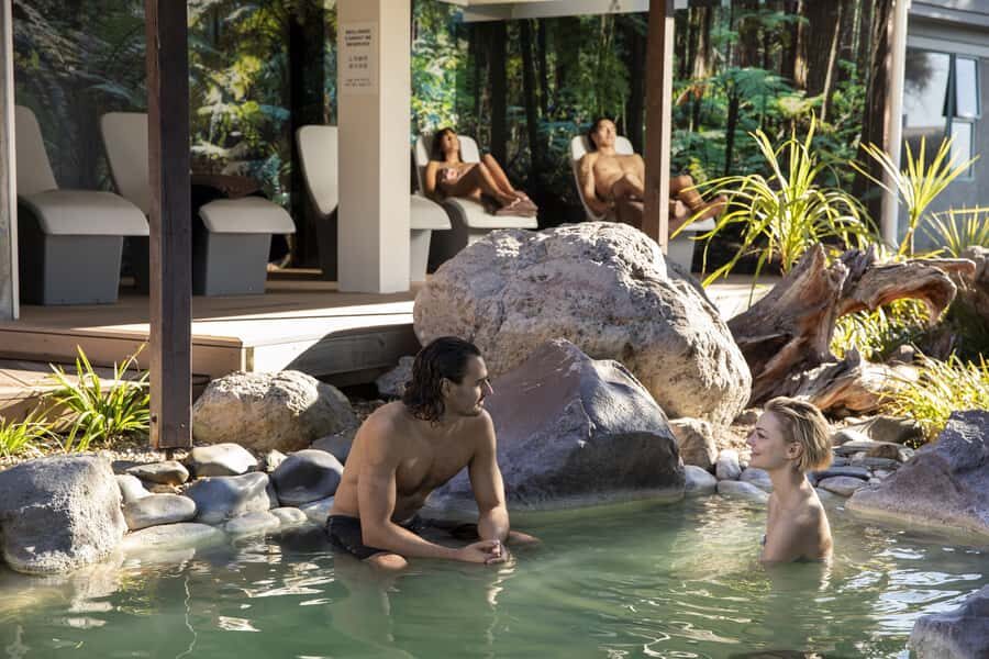Rotorua: Te Puia Maori Village and Rejuvenation Tour - Luxury ride to Rotorua, done the easy way