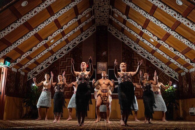 Rotorua: Te Rā Guided Experience + Haka - First Stop: New Zealand Māori Arts and Crafts Institute (What You’ll Actually See)
