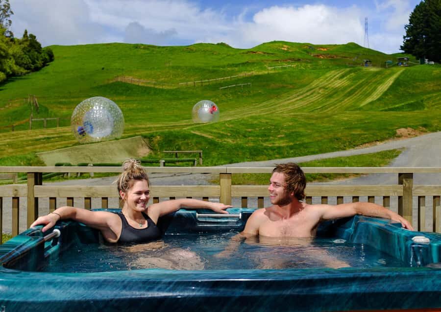 Rotorua: ZORB Inflatable Ball Rides - Straight Track and Sidewinder: how your two runs work