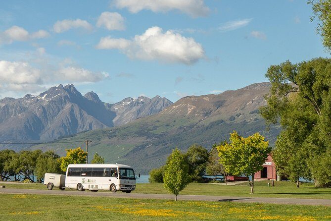 Routeburn Track Guided Hike (Full Day) - Māori connections on the trail: greenstone search routes