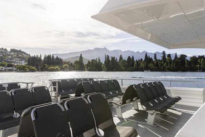 Scenic Queenstown Lake Cruise - Lake Whakatipu in 90 minutes: why this cruise is such an easy win