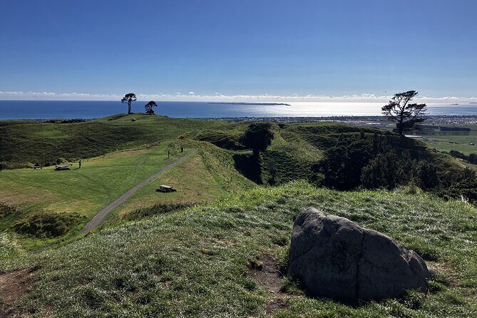 Scenic Short Hike Tour - Papamoa Hills and McLaren Falls - From the Port of Tauranga to Mount Maunganui’s best views