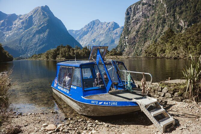 Self-Guided Milford Track Day Walk - Milford Sound - The short hike to Giant Gate Falls: pace, path, and reality checks