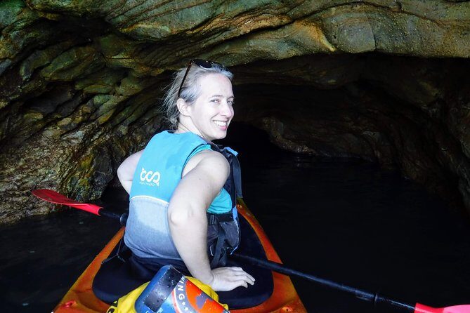 Shore Excursion Guided Sea Kayaking through Akaroa Marine Reserve - Your guide experience: what you’re paying for beyond strokes