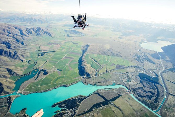 Skydive Mt. Cook - 20+ Seconds of Freefall from 10,000ft - Freefall math: what 20+ seconds feels like at 10,000 ft