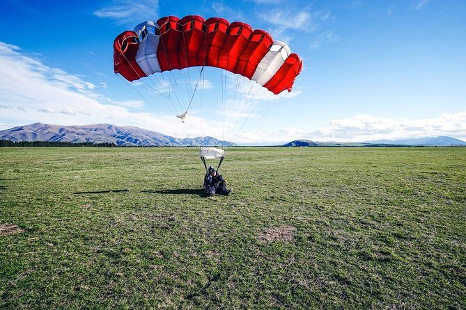 Skydive Mt. Cook - 45+ Seconds of Freefall from 13,000ft - The 13,000ft jump and 45+ seconds of freefall