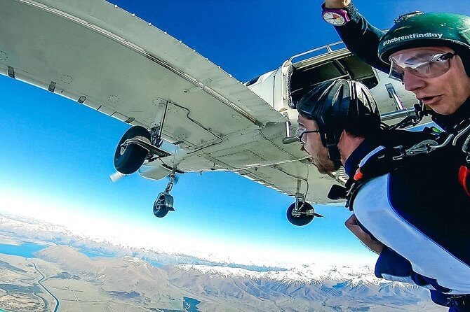 Skydive Mt. Cook - 70+ Seconds of Freefall from 16,500ft - Crew Energy and Why Small Groups Change the Day