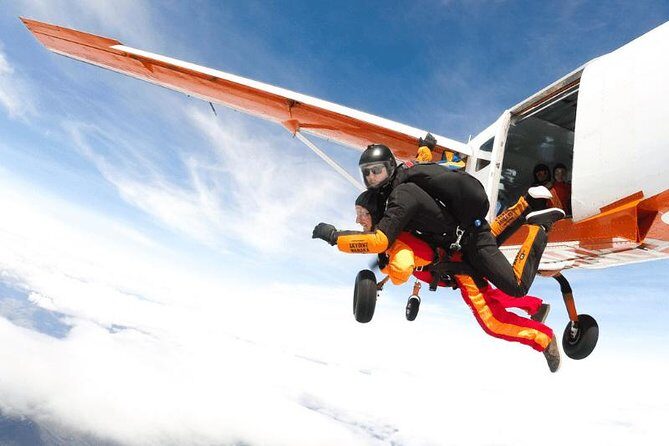 Skydive Wanaka - After landing: video and photos, plus the wait that comes with them