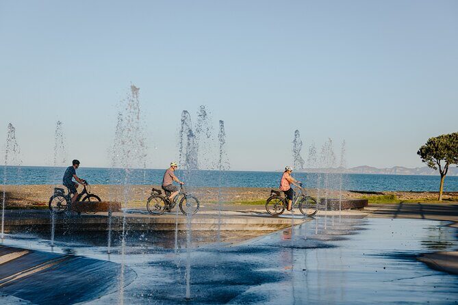 Small group - Beer, Wine, Cider and Gin Tour - 5.0 - 5.5 hours - Why the $136.53 Price Can Make Sense in Napier