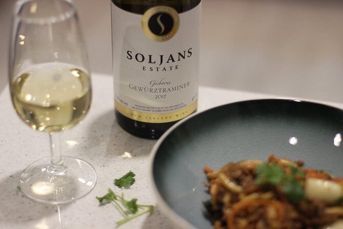 Small-Group Kumeu Wine Country Tour with Wine Tastings & Lunch - Who This Tour Suits Best