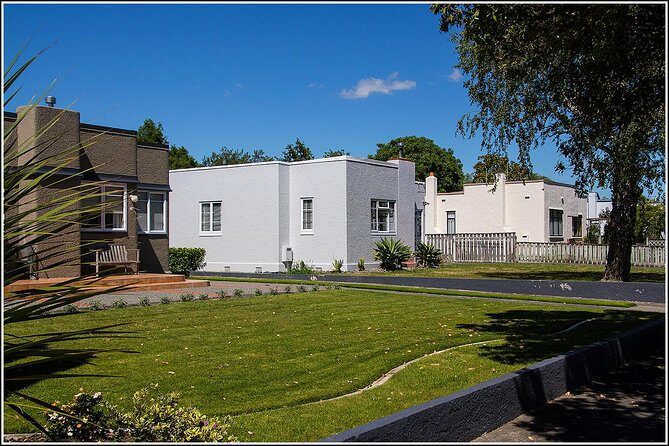 Small group - Napier City & Art Deco Tour, 2 hours - Hawke’s Bay Art Deco sights: house visit, city views, and the “capital” story