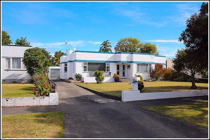 Small group - Napier City & Art Deco Tour, 2 hours - Practical tips so you’re comfortable for the whole 2+ hours