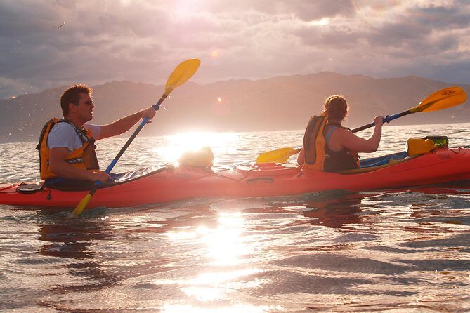 Sunset Evening Kayaking Tour - Kaikoura - On the water: paddling the coast as the day fades