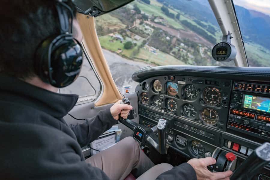 Takaka: Farewell Spit/Abel Tasman Scenic Flight - Golden Bay from Takaka: What This 50-Minute Flight Delivers