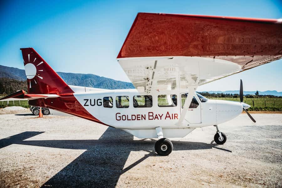 Takaka: Farewell Spit/Abel Tasman Scenic Flight - Who Should Book This Scenic Flight (and Who Might Pass)