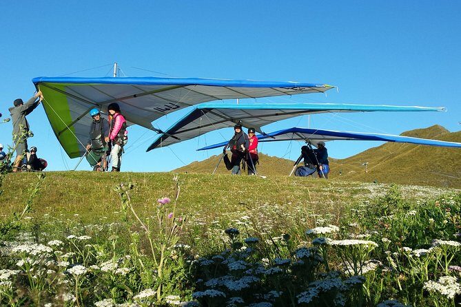 Tandem Hang Gliding - Small Group Size: Why Max 5 Travelers Matters