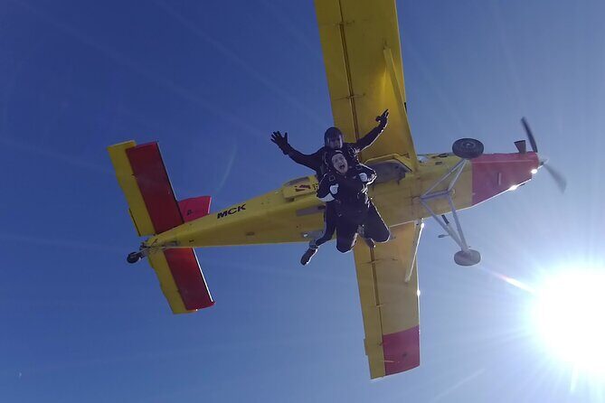 Tandem Skydive 10,000ft from Franz Josef - What 200 km/h Feels Like: Freefall Time With an Instructor