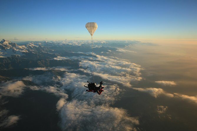 Tandem Skydive 10,000ft from Franz Josef - Landing and Glide-Down: Where the Views Take Over Again