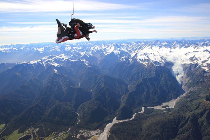 Tandem Skydive 13,000ft from Franz Josef - Getting There: Cron Street Meet-Up and Shared Transfer