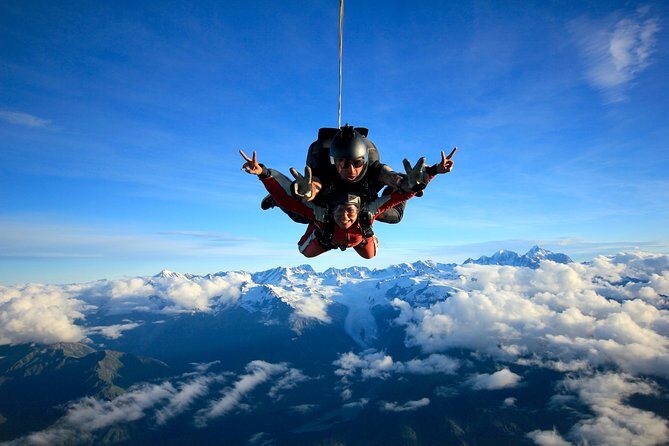 Tandem Skydive 18,000ft from Franz Josef - After the Jump: Tea, Coffee, and Optional Photos