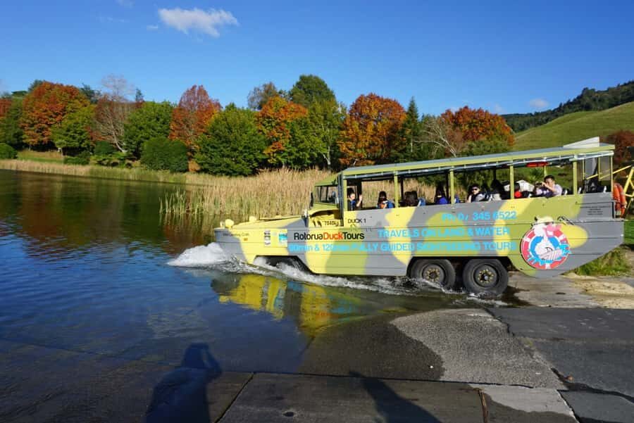 Tarawera and Lakes 2-Hour Duck Eco Tour - The route: 4 lakes, splashdowns on 3, Tarawera at the center