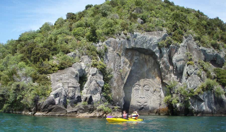 Taupo: Maori Rock Carvings Kayaking Tour - Maori rock carvings up close: stories, meaning, and what access costs