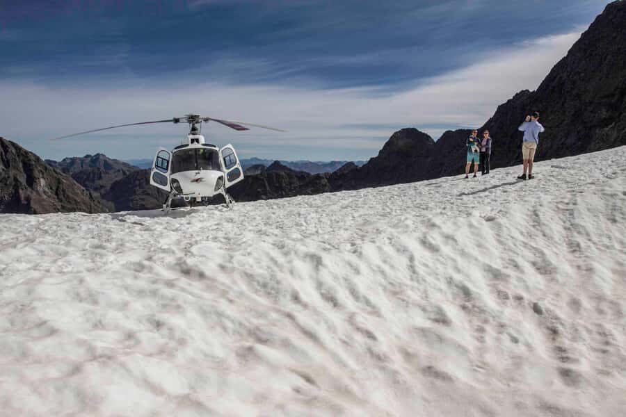 Te Anau: 30-Minute Fiordland National Park Scenic Flight - Packing tips that actually help