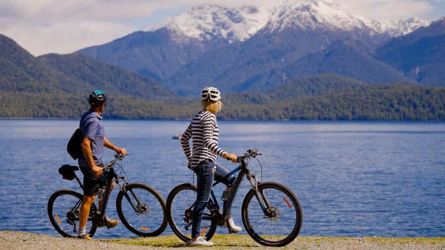 Te Anau: River Jet Boat and Bike Ride Tour with Local Guide - Key moments that make this tour worth your time